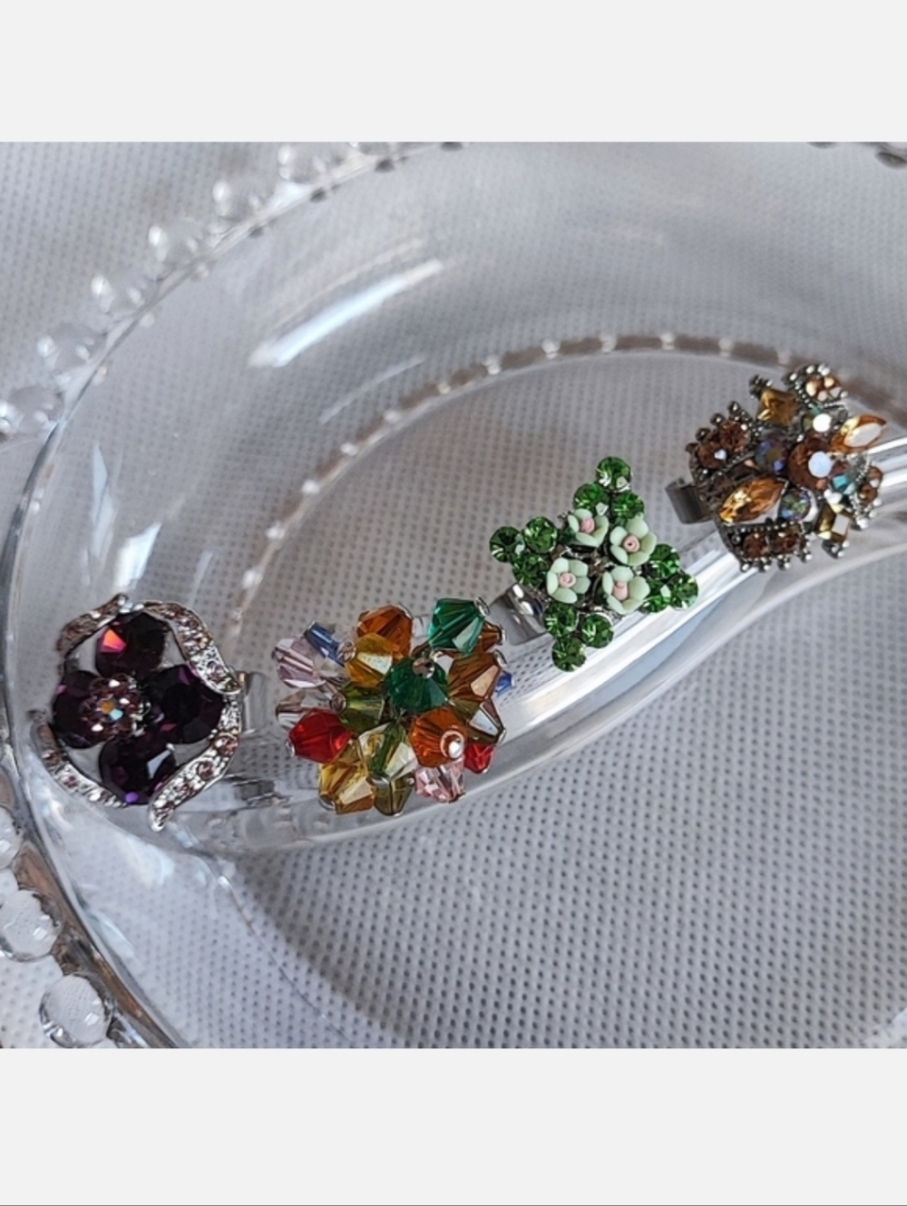 4 Costume Jewelry Rings Adjustable Rhinestones Jiggle Cha Cha Ring Purple NEW